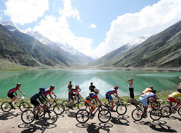 cycling-in-the-himalayas
